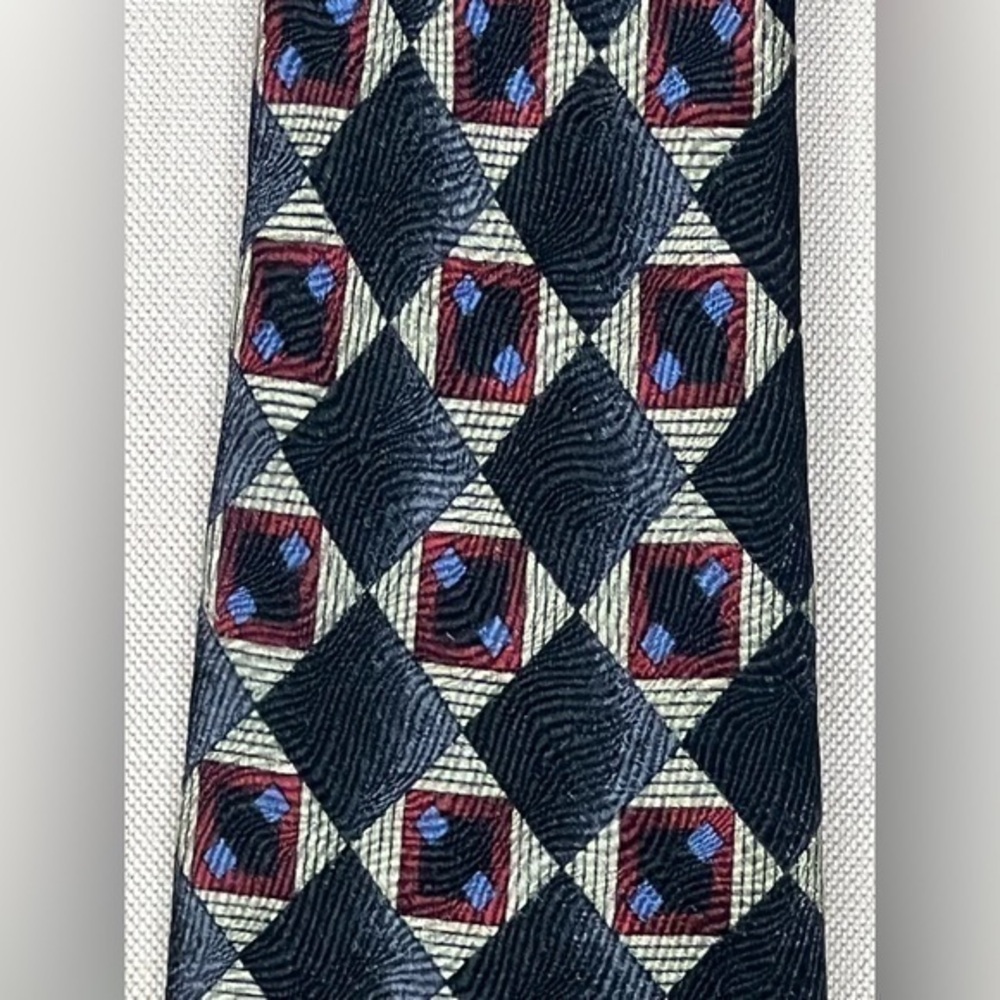 Vintage Robert Talbott Nordstrom Studio men’s silk blue & white pattern necktie